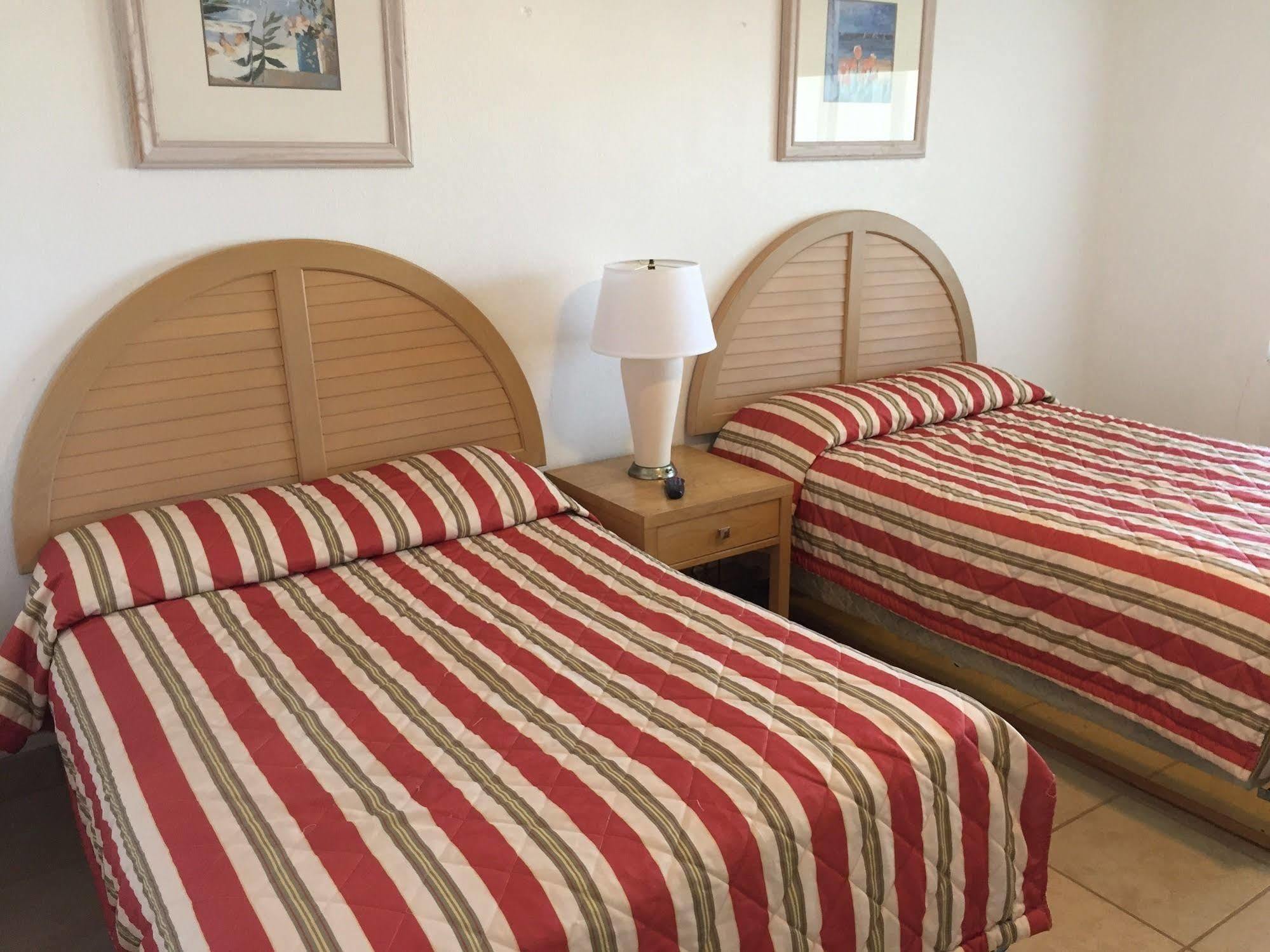 Economy Suites Cypress Gardens Eksteriør bilde